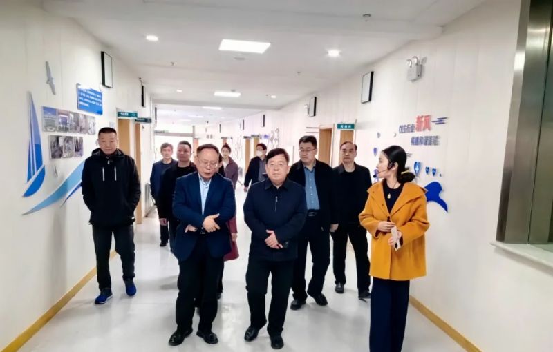 省殘聯(lián)黨組成員、副理事長邢洪銳一行調(diào)研泰安心康醫(yī)院“如康家園”