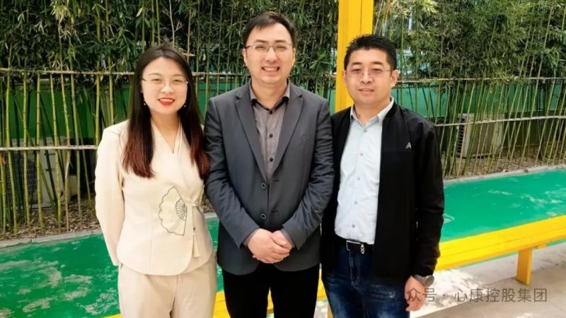 清大華商EMBA總裁高 級研修班-共進(jìn)班走進(jìn)心康控股集團(tuán)參觀交流