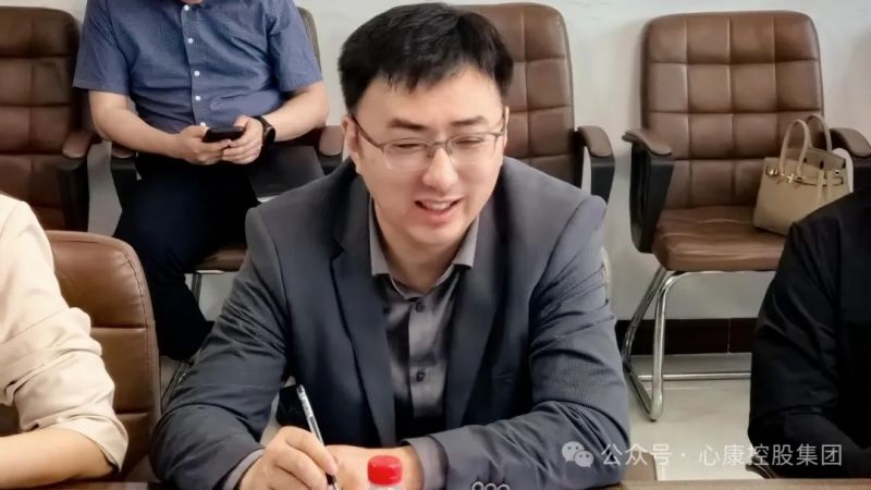 清大華商EMBA總裁高 級研修班-共進(jìn)班走進(jìn)心康控股集團(tuán)參觀交流